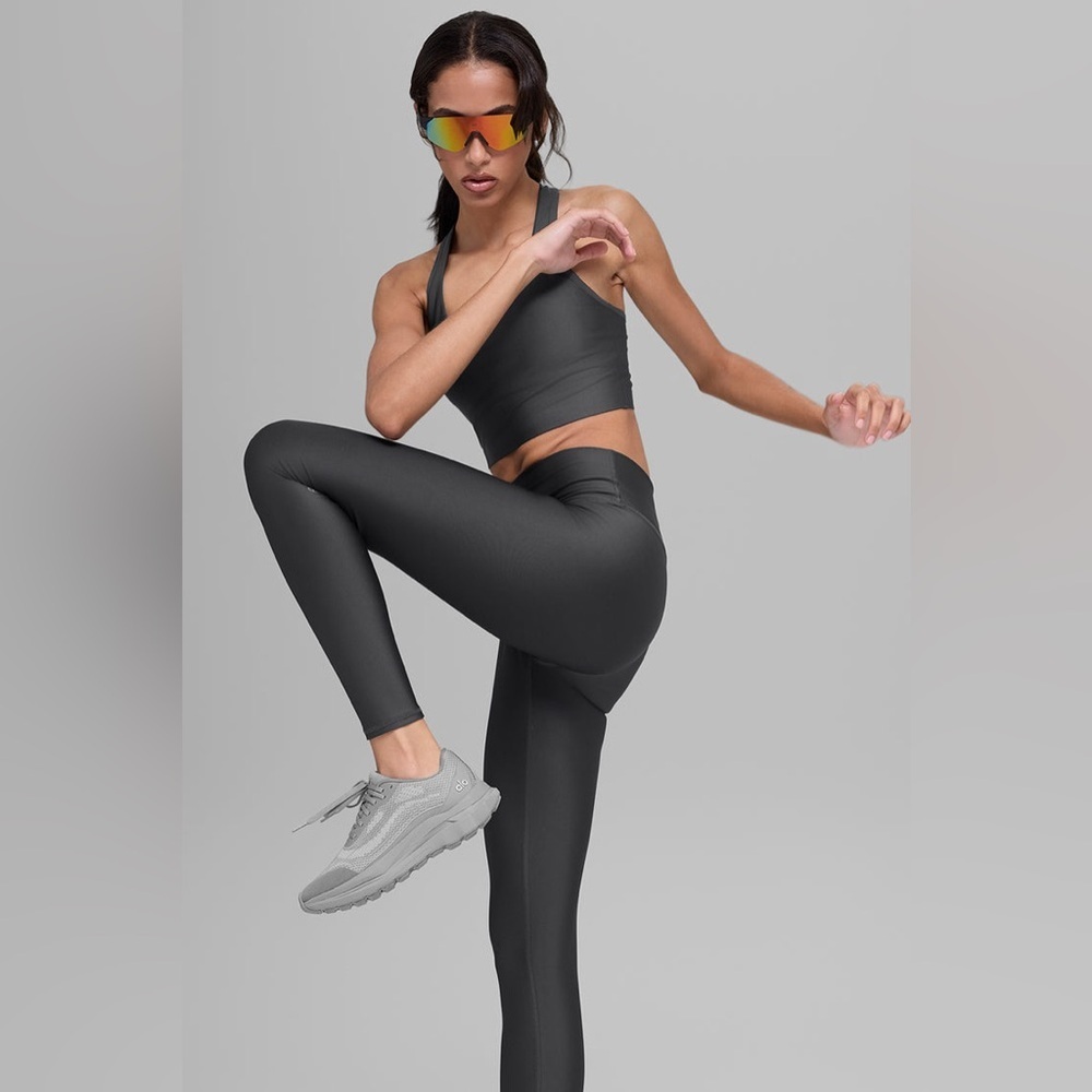 ALO Yoga | 7/8 High-Waist Airlift Leggings in Anthracite Size Small - Picture 4 of 7
